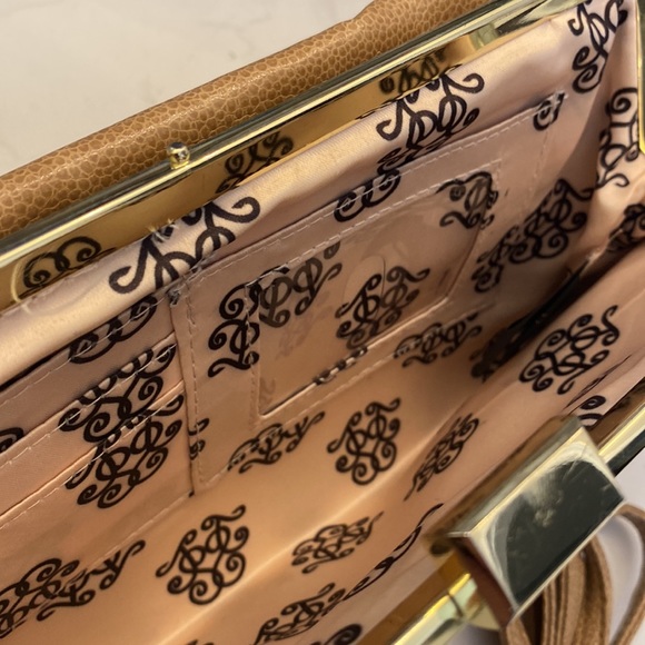 Jessica Simpson tan clutch / purse - Picture 4 of 4